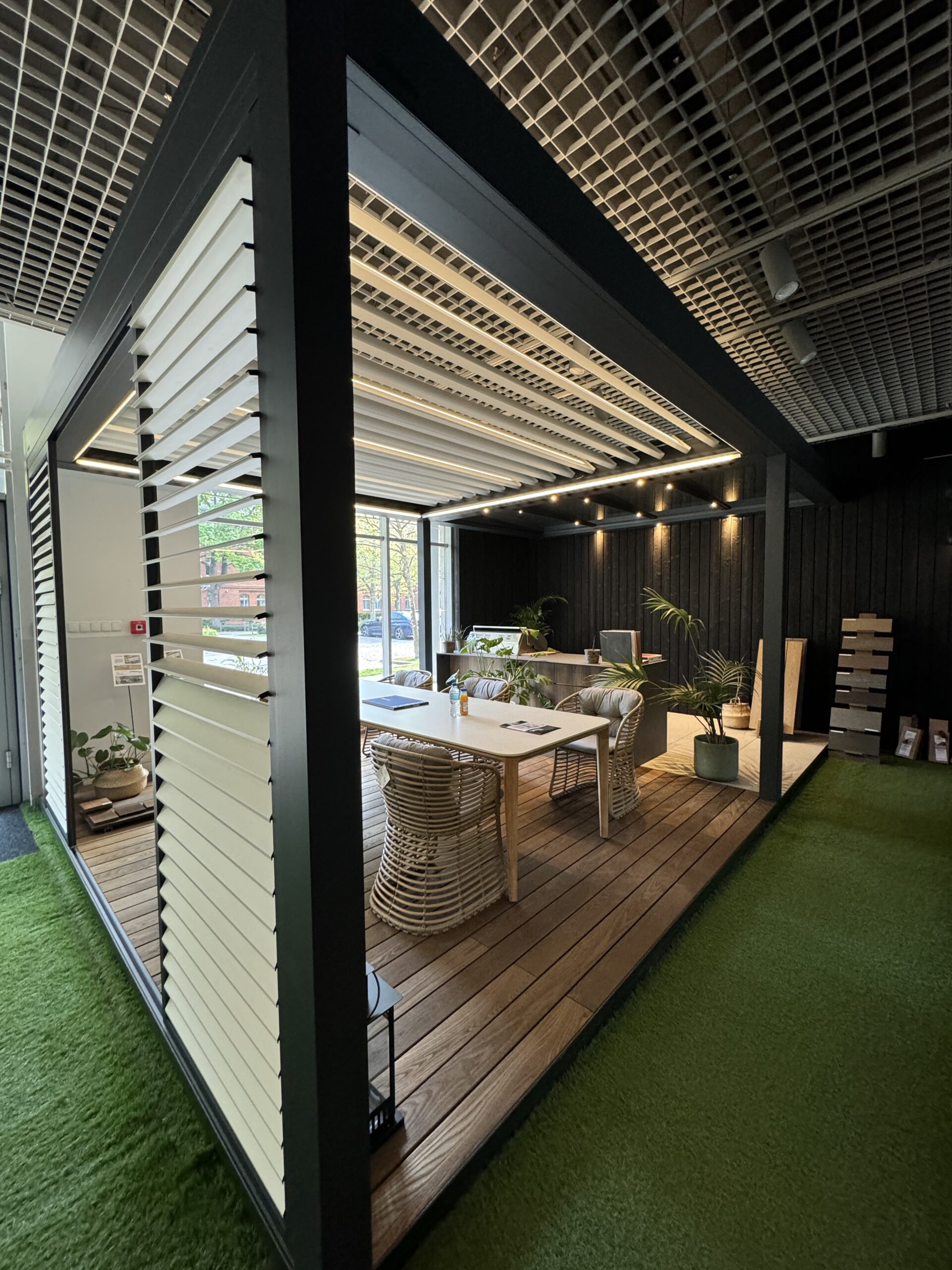 pergola la gomera 3 połączenie pergoli lamelowej i dachu szklanego